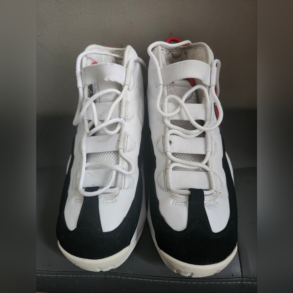 Nike Air Max Uptempo Men’s Basketball Sneakers Men's Size 10.5‎